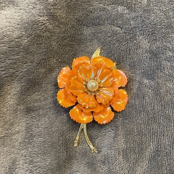 Vintage Enameled iridescent Flower Pin - Picture 1 of 5